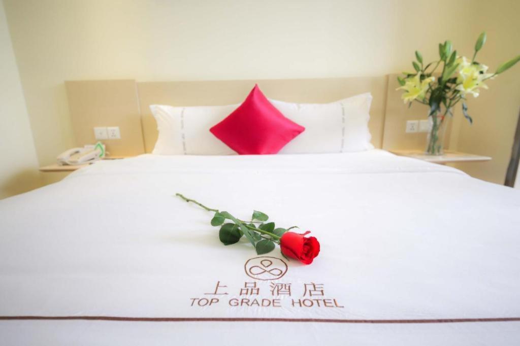 Shang Pin Hotel Shenzhen Futian Exhibition Branch Eksteriør bilde